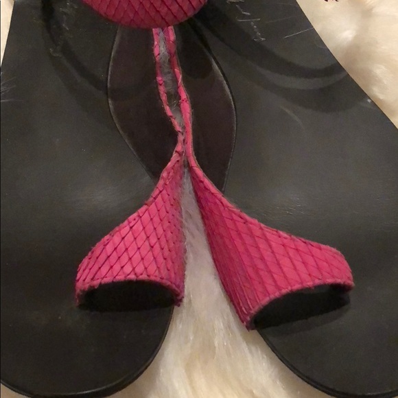 Elizabeth and James Sandals - Picture 5 of 7